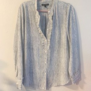 Abstract black and white striped blouse